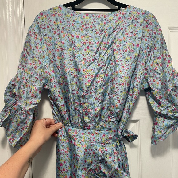 Cynthia Rowley Wallflower Sky Floral Wrap Dress Silk, Size 10 NWT - Picture 4 of 7
